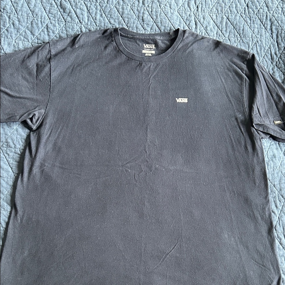 Vans Men’s Black Short Sleeve Crew T-Shirt with Small Chest Logo